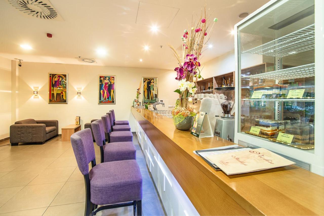 Hunguest Hotel Gyula Εξωτερικό φωτογραφία