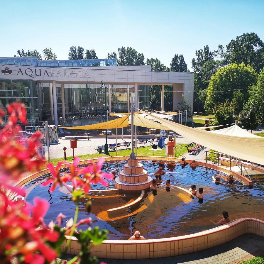 Hunguest Hotel Gyula Εξωτερικό φωτογραφία