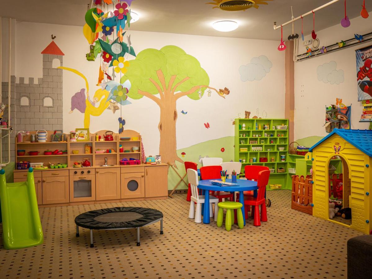 Hunguest Hotel Gyula Εξωτερικό φωτογραφία