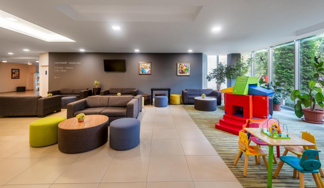 Hunguest Hotel Gyula Εξωτερικό φωτογραφία
