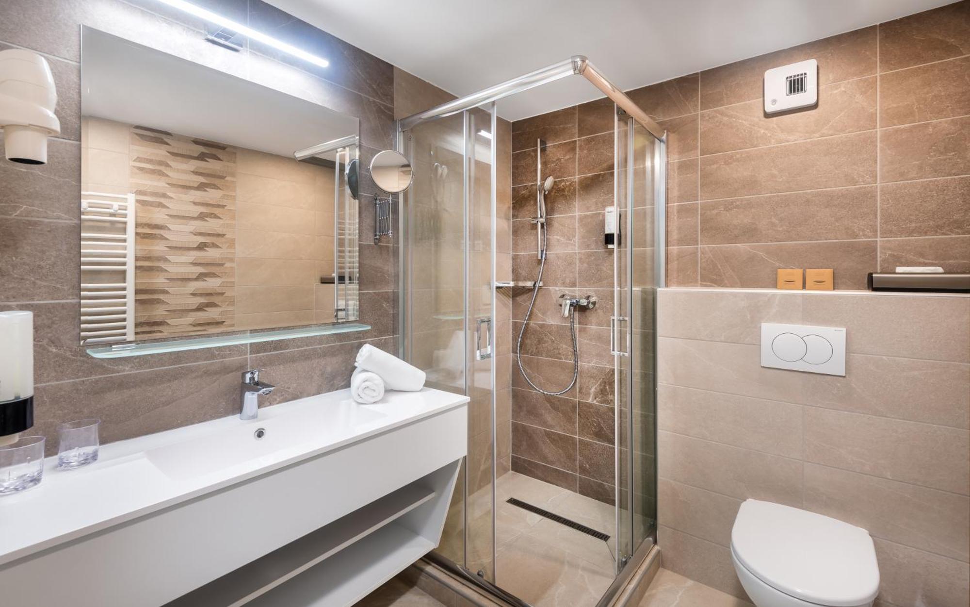 Hunguest Hotel Gyula Εξωτερικό φωτογραφία