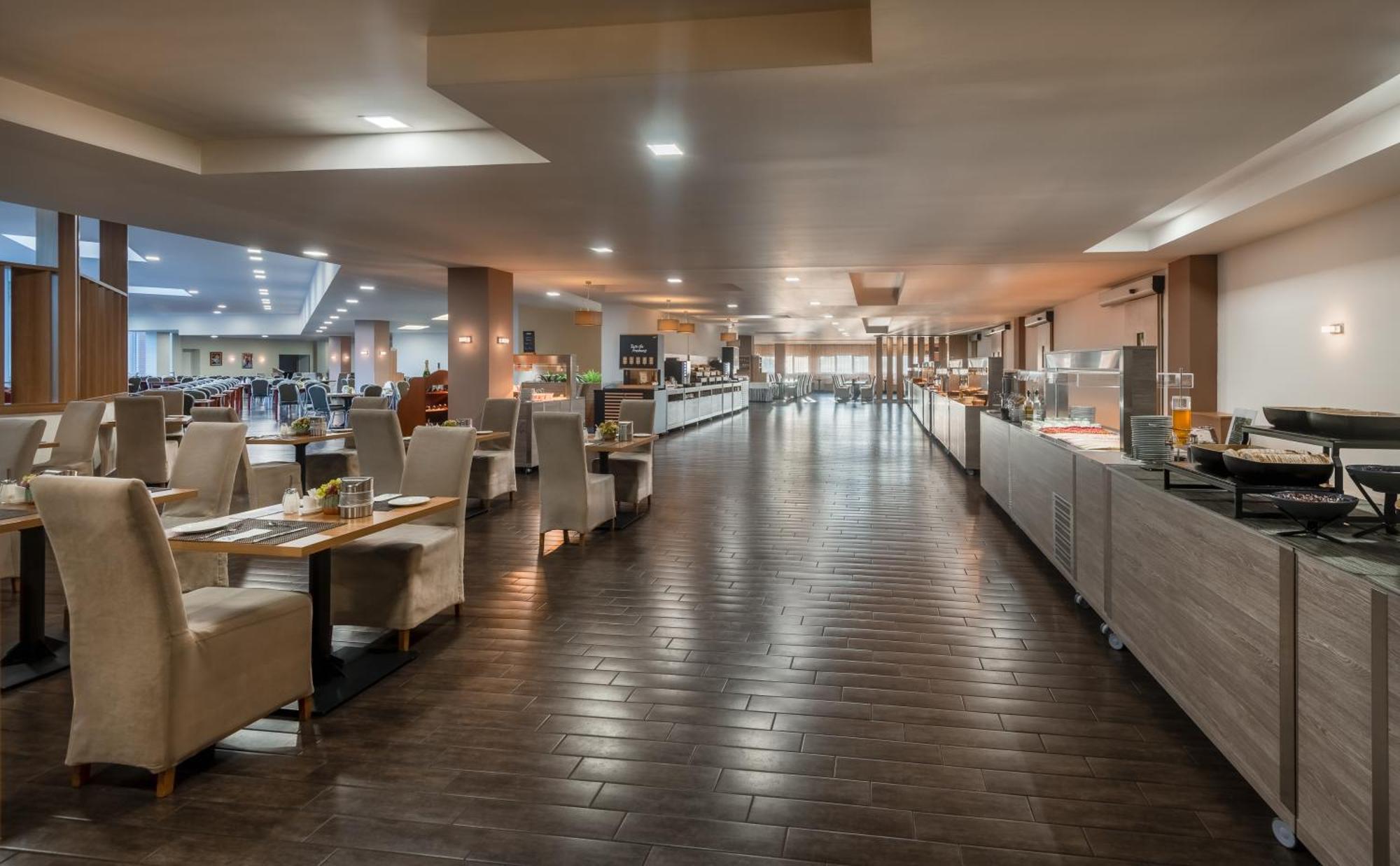 Hunguest Hotel Gyula Εξωτερικό φωτογραφία