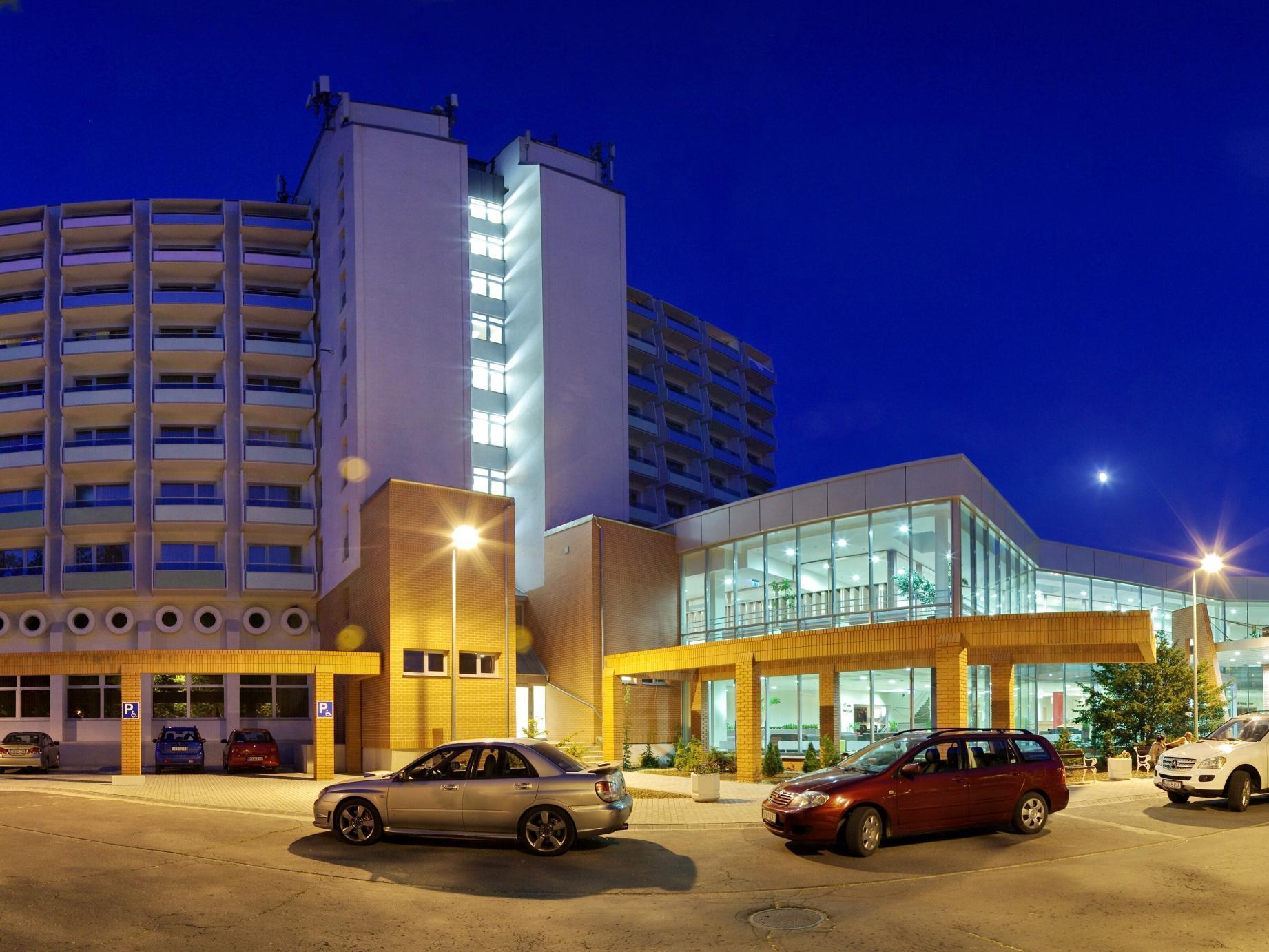 Hunguest Hotel Gyula Εξωτερικό φωτογραφία